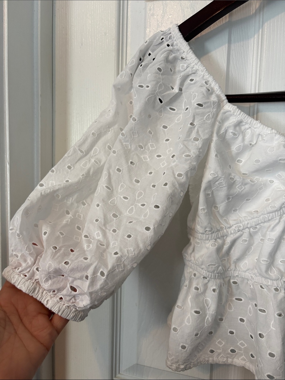 Beautiful and Feminine White Eyelet Peplum Puff Sleeve Top. Size XS- A New Day - Picture 3 of 6